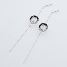 画像をギャラリービューアに読み込む, 堀口切子 江戸切子ピアス(黒)