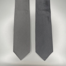 画像をギャラリービューアに読み込む, タイ(変形立涌柄)